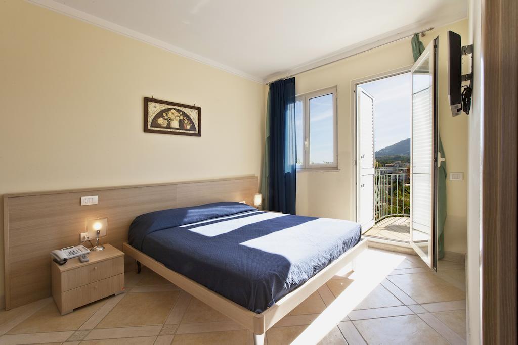 Posidonia Residence Ischia Cameră foto